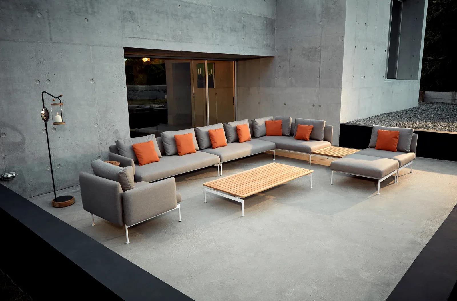 Barlow Tyrie Layout 10pc Seating Ensemble